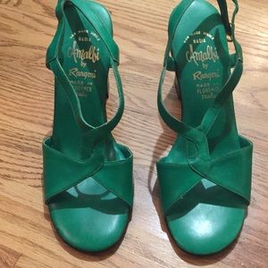 Vintage Green Amalfi Sanders